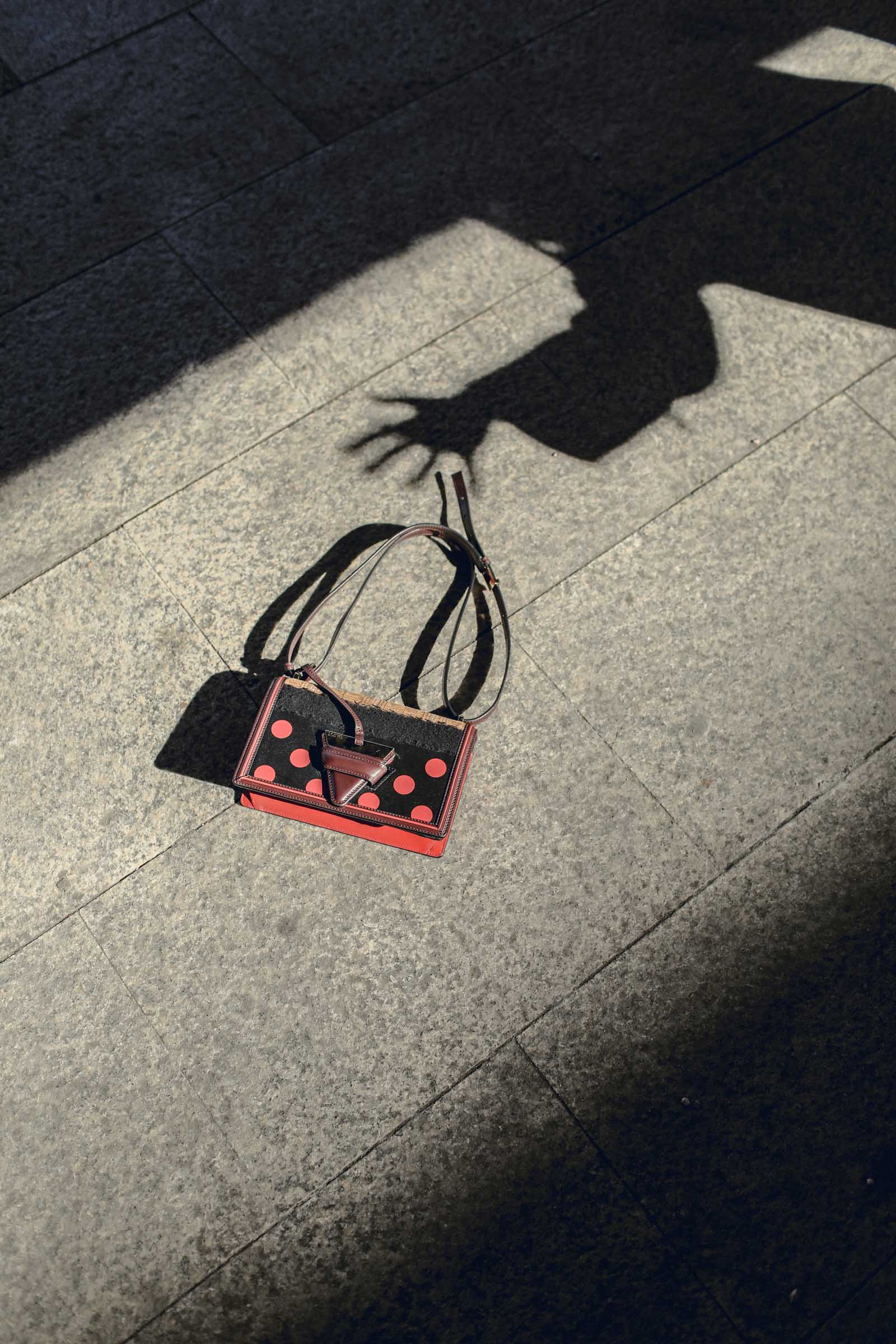 Click here to buy Loewe X William Morris Calendula flower bag charm at  MATCHESFASHION.COM